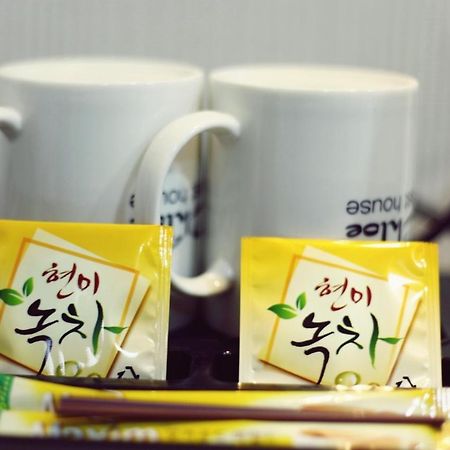 Chloe Guesthouse Gangnam Seoul Exterior photo
