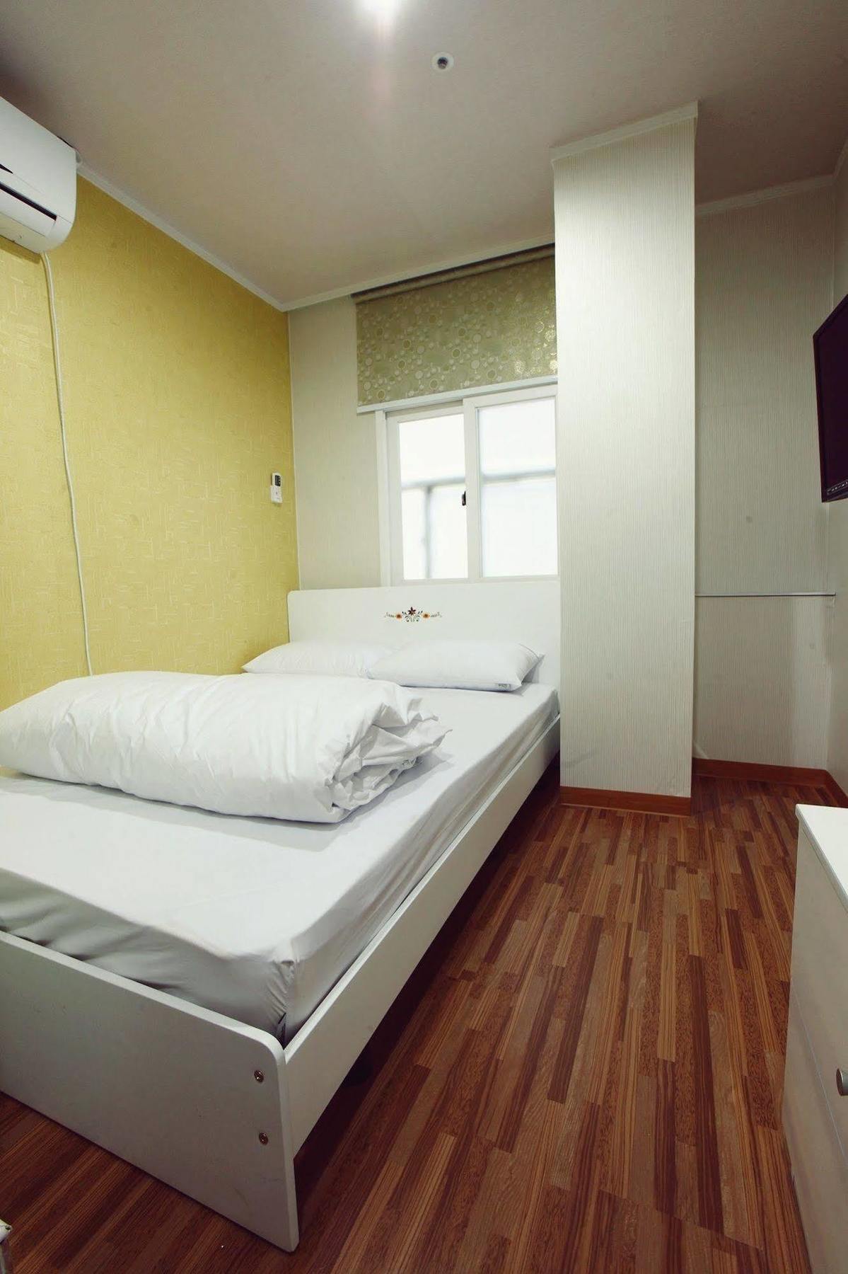 Chloe Guesthouse Gangnam Seoul Exterior photo