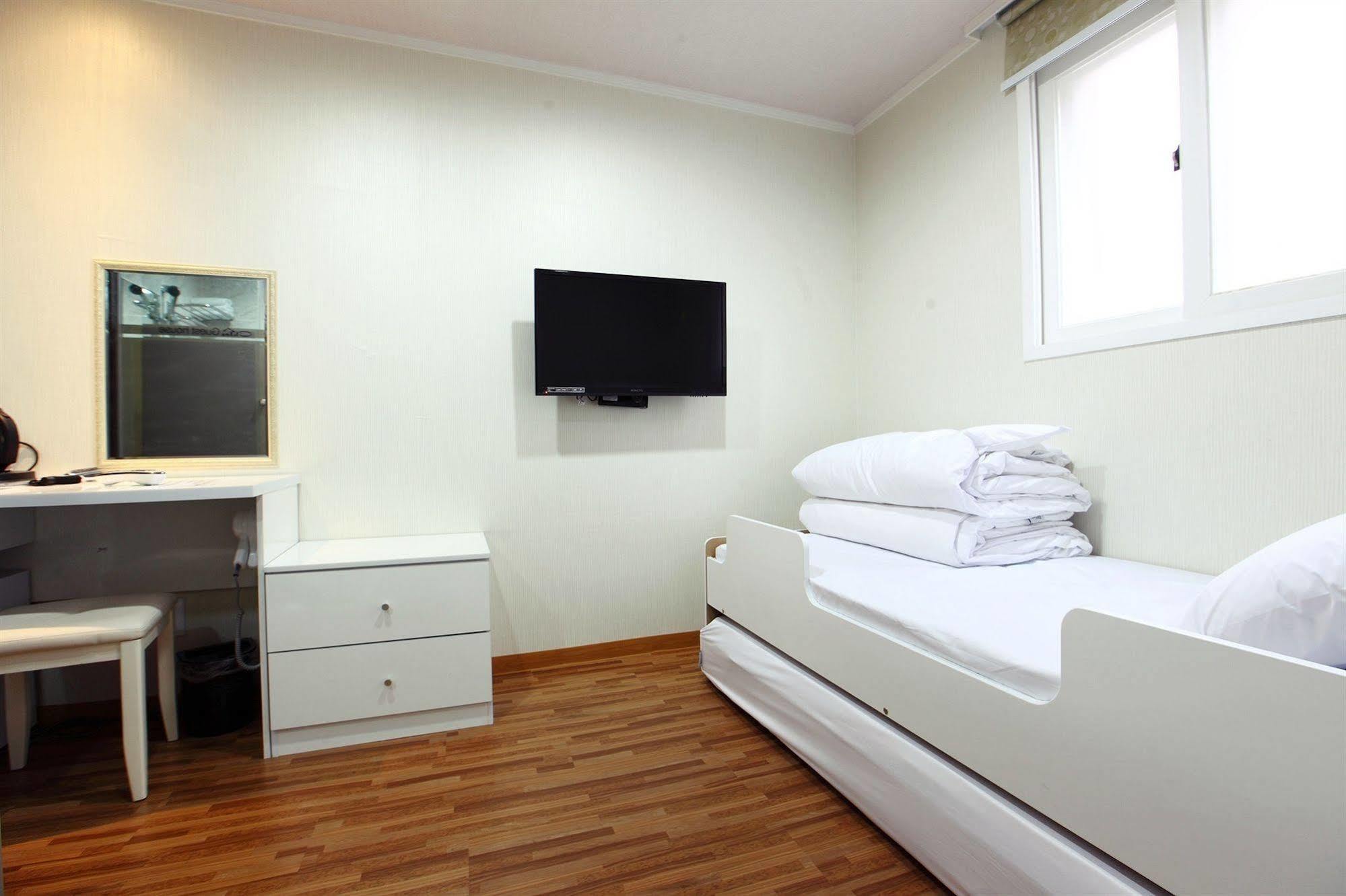 Chloe Guesthouse Gangnam Seoul Exterior photo